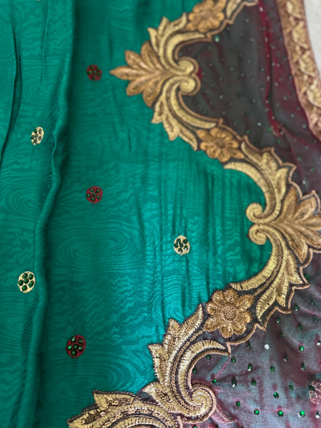 Sari Fabric with Embellishments - photo 4