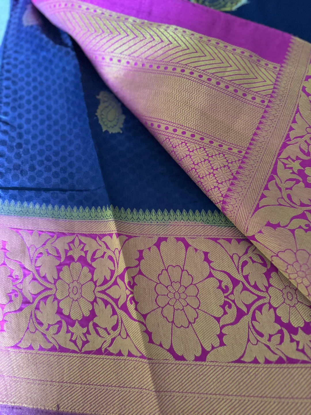 Sari Fabric with Embellishments - photo 5
