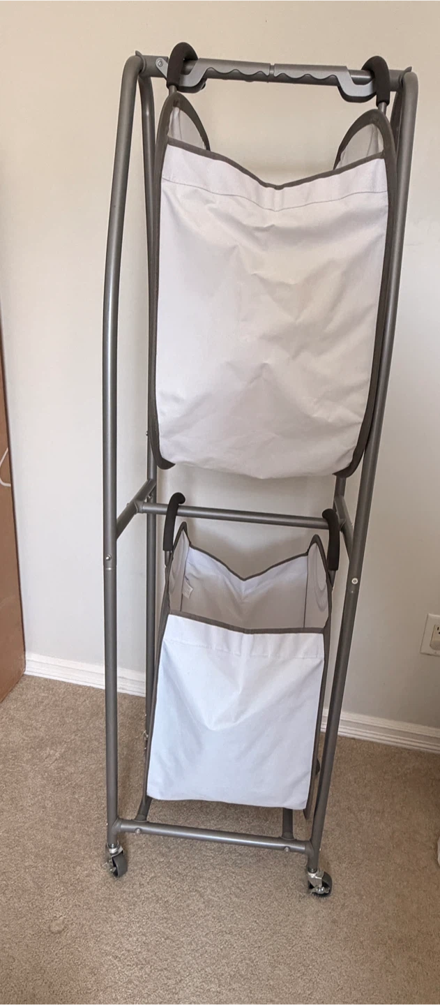 Grey Metal Laundry Sorter with 2 Bags