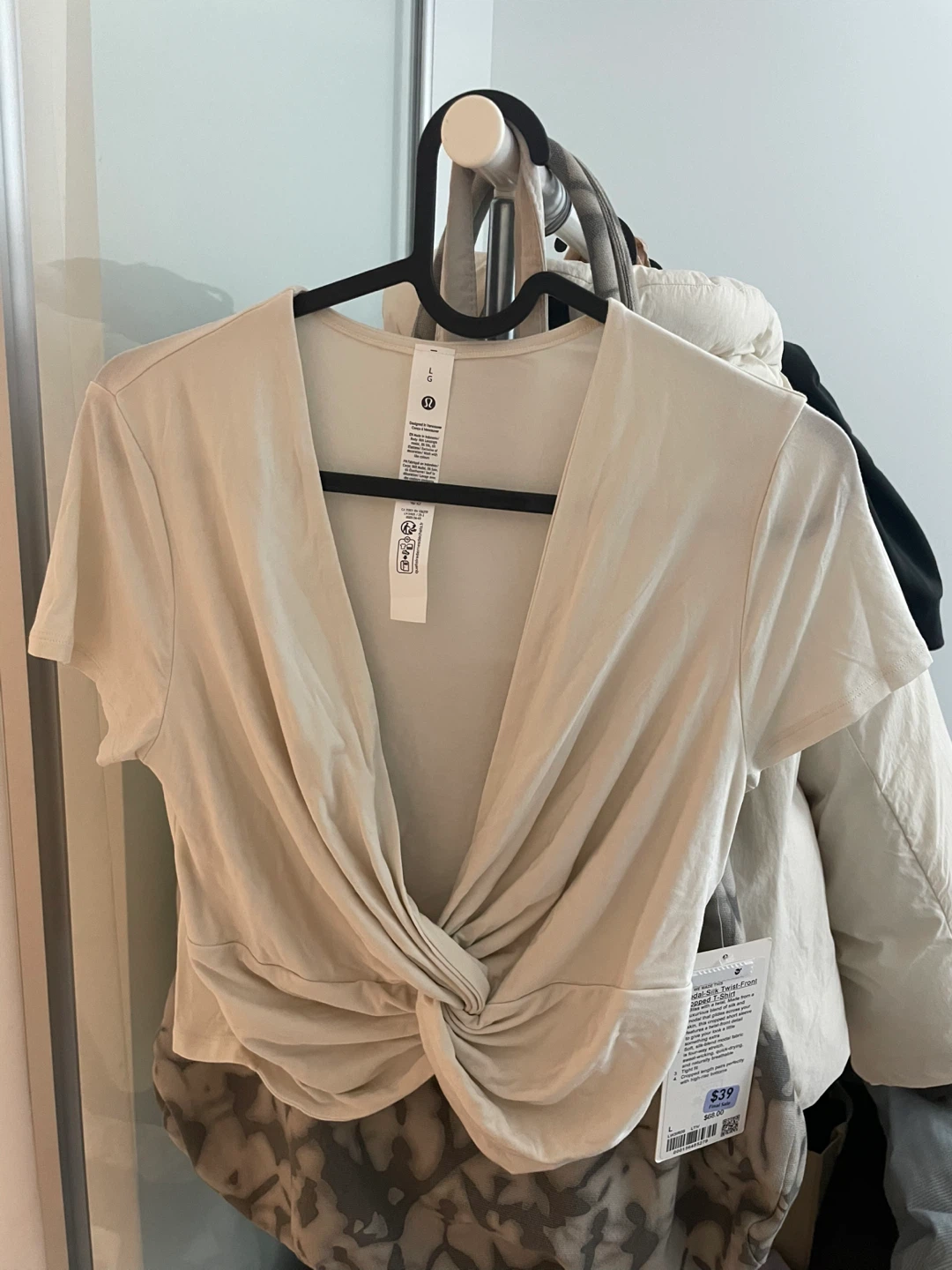 Lululemon Modal-Silk Twist-Front Cropped T-Shirt - Size L - photo 3