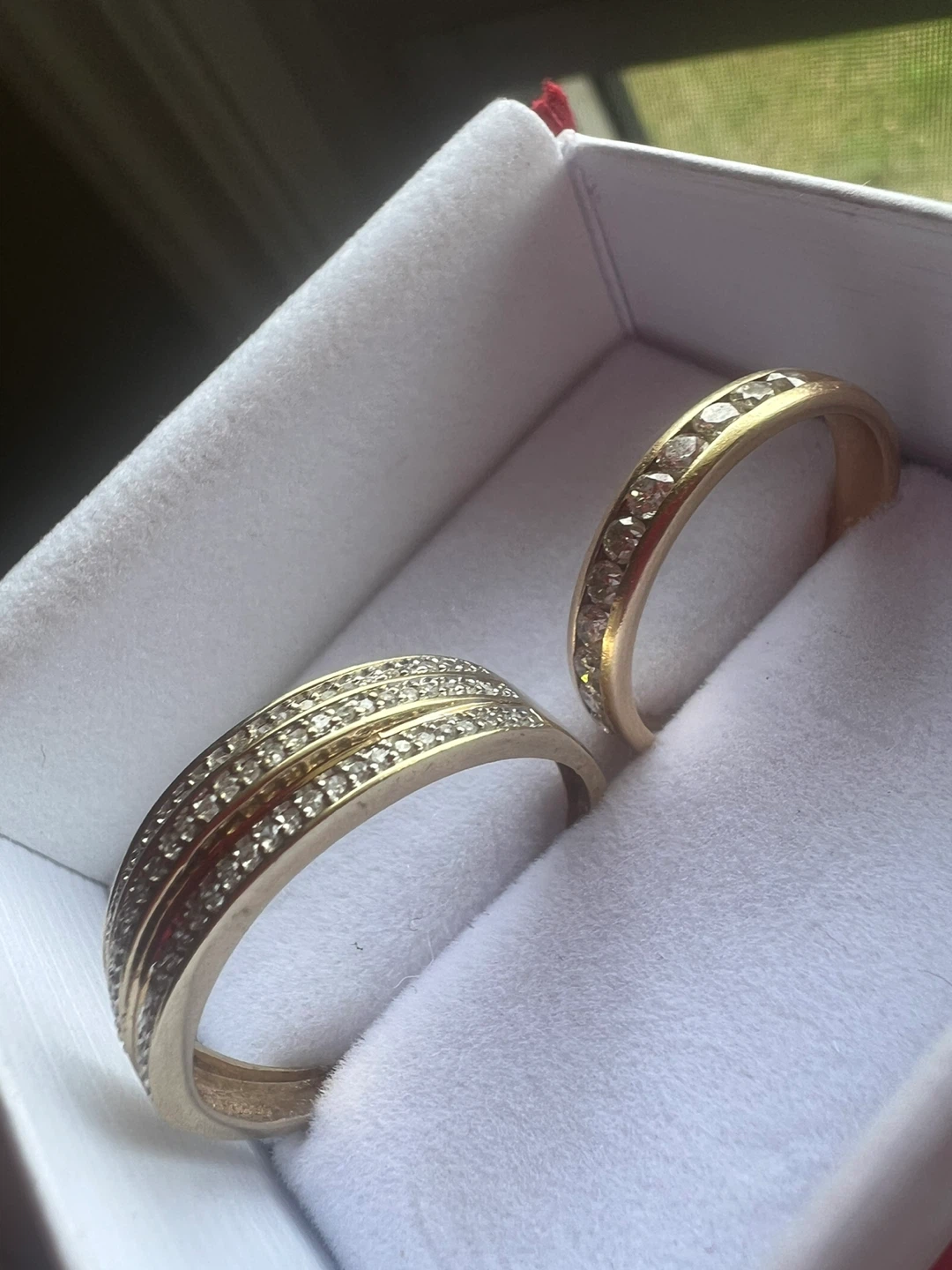 14 k diamond and 10 k diamond ring