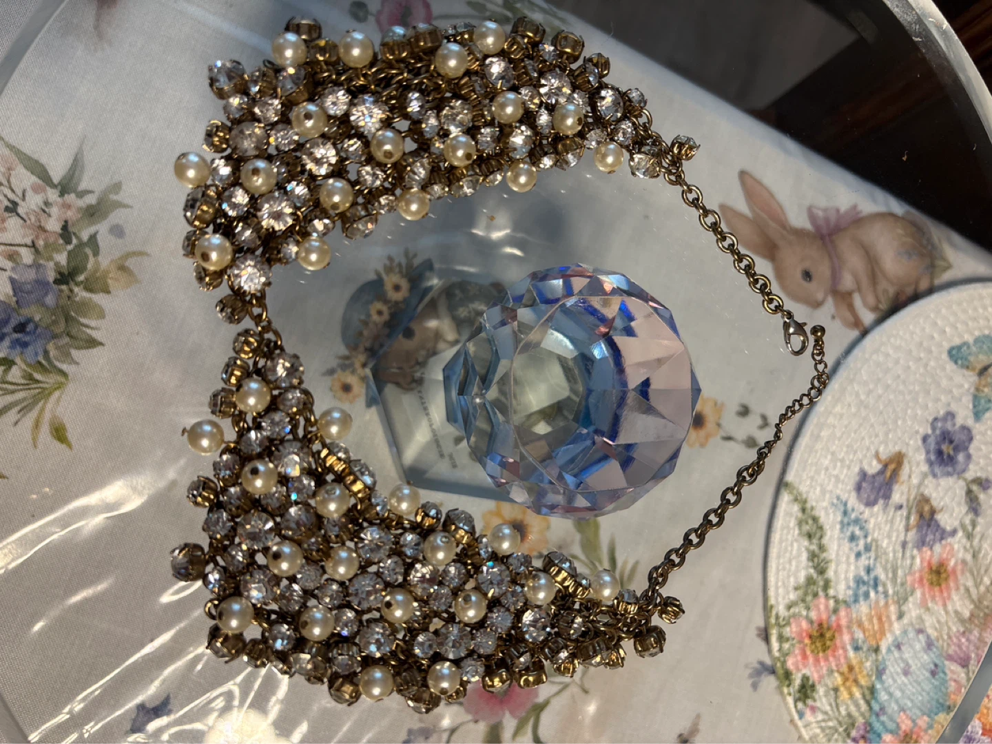 Statement Necklace with Pearls and Rhinestones - photo 2