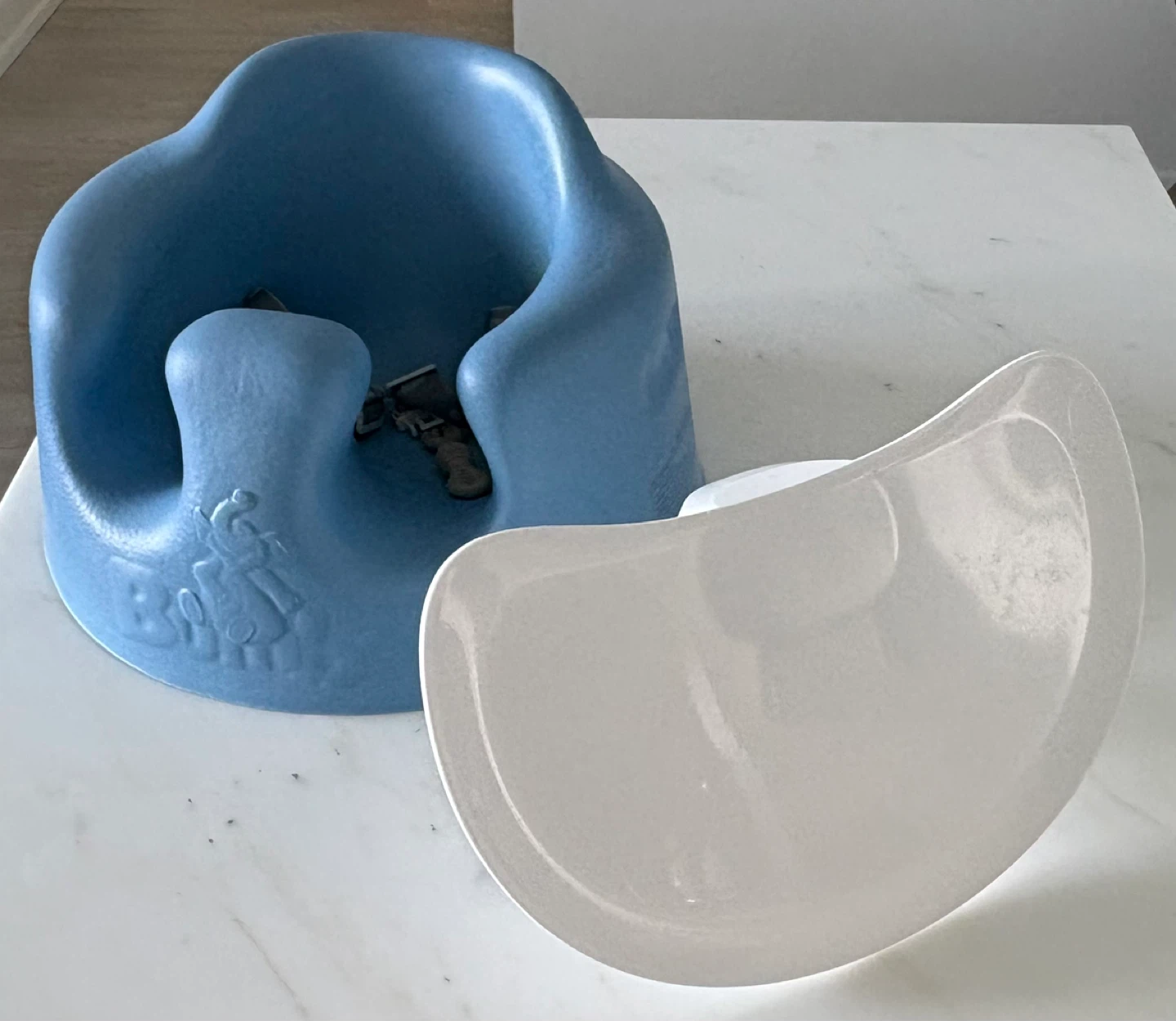 Bumbo Baby training Seat with Tray