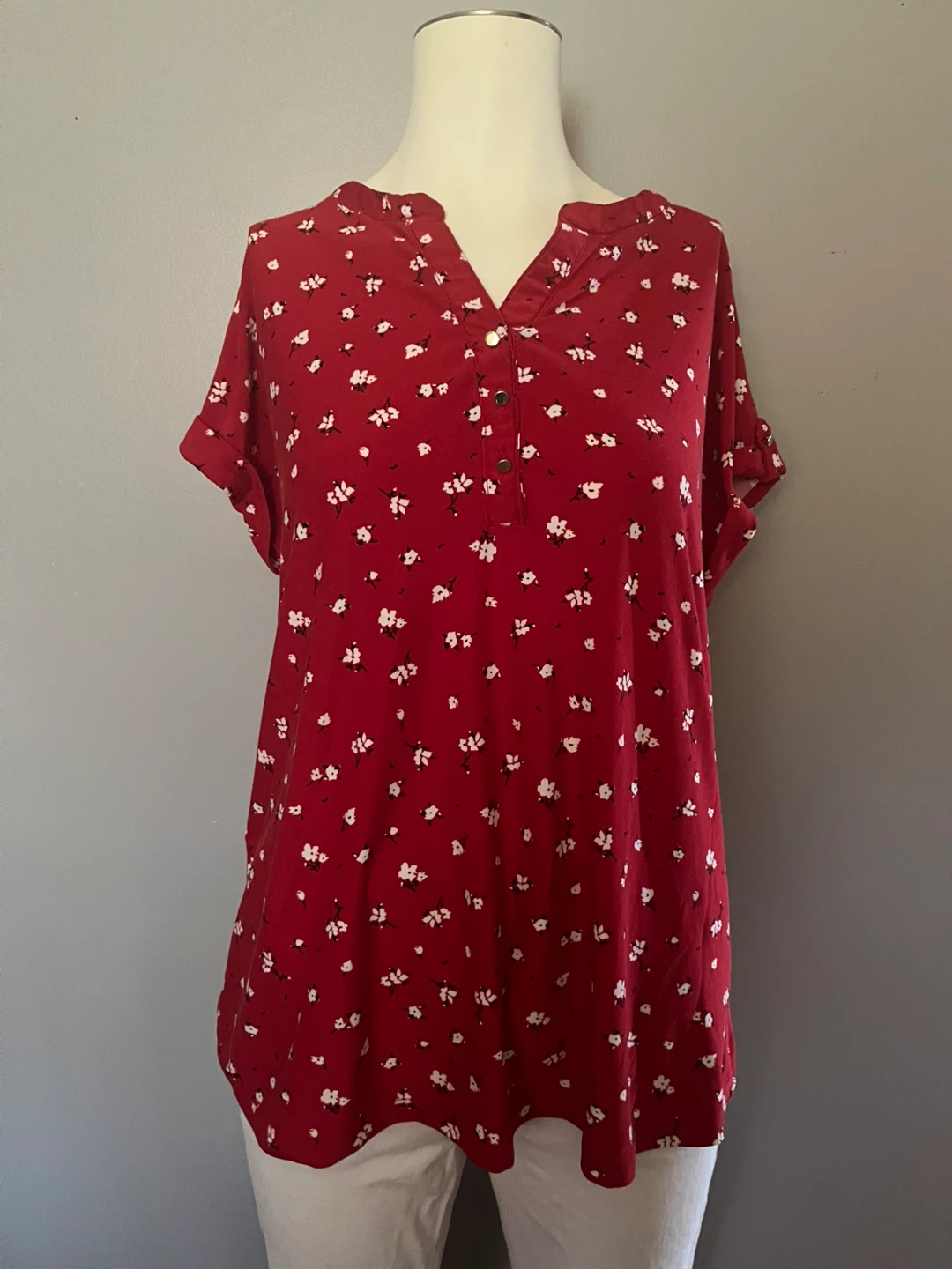 2 Dye 4 Red Floral Short Sleeve Tunic Top - Size L/G