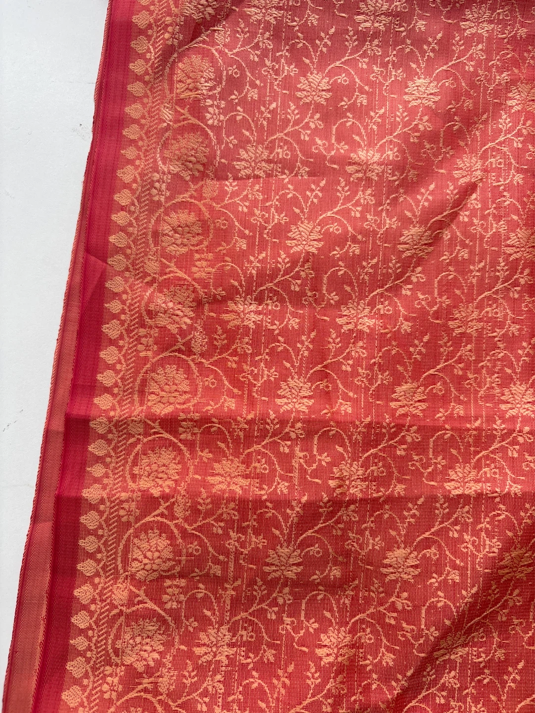 Silk Red and Gold Paisley Pattern Scarf with Tassels - photo 3