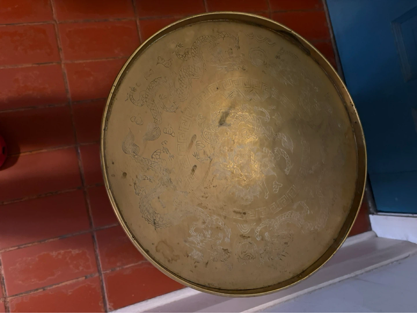 Brass tray table - photo 3