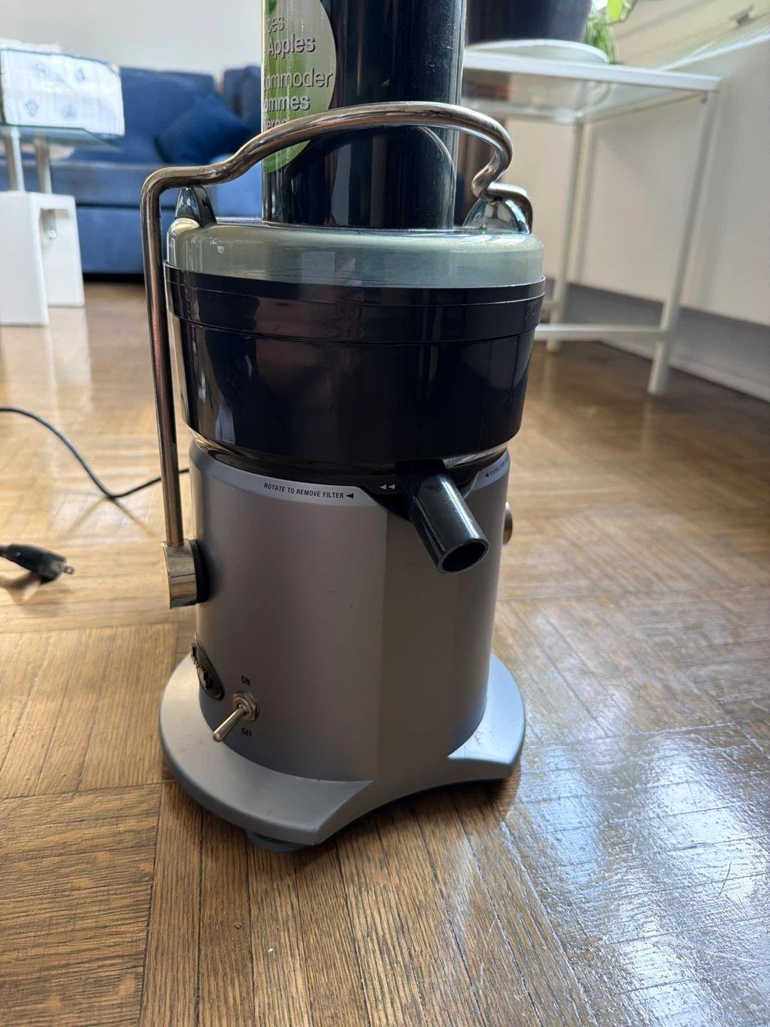 Breville Juicer - Whole Apples - photo 2