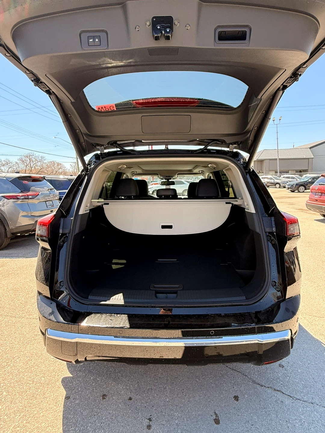 2026 Nissan Rogue Platinum All-Wheel Drive - photo 5