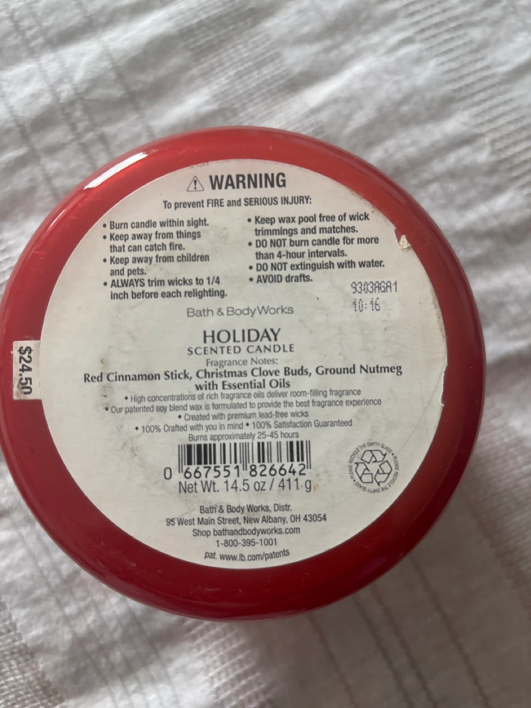 Bath & Body Works Holiday Candle - Red Cinnamon Stick - photo 2