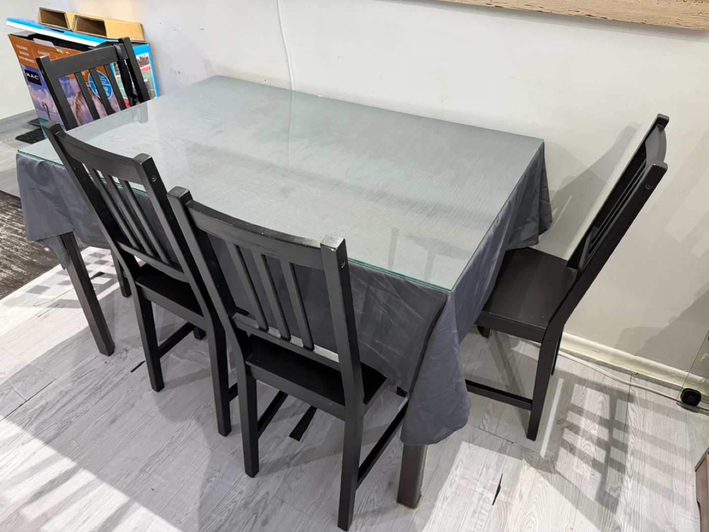 Dining Table and 4 Chairs Set