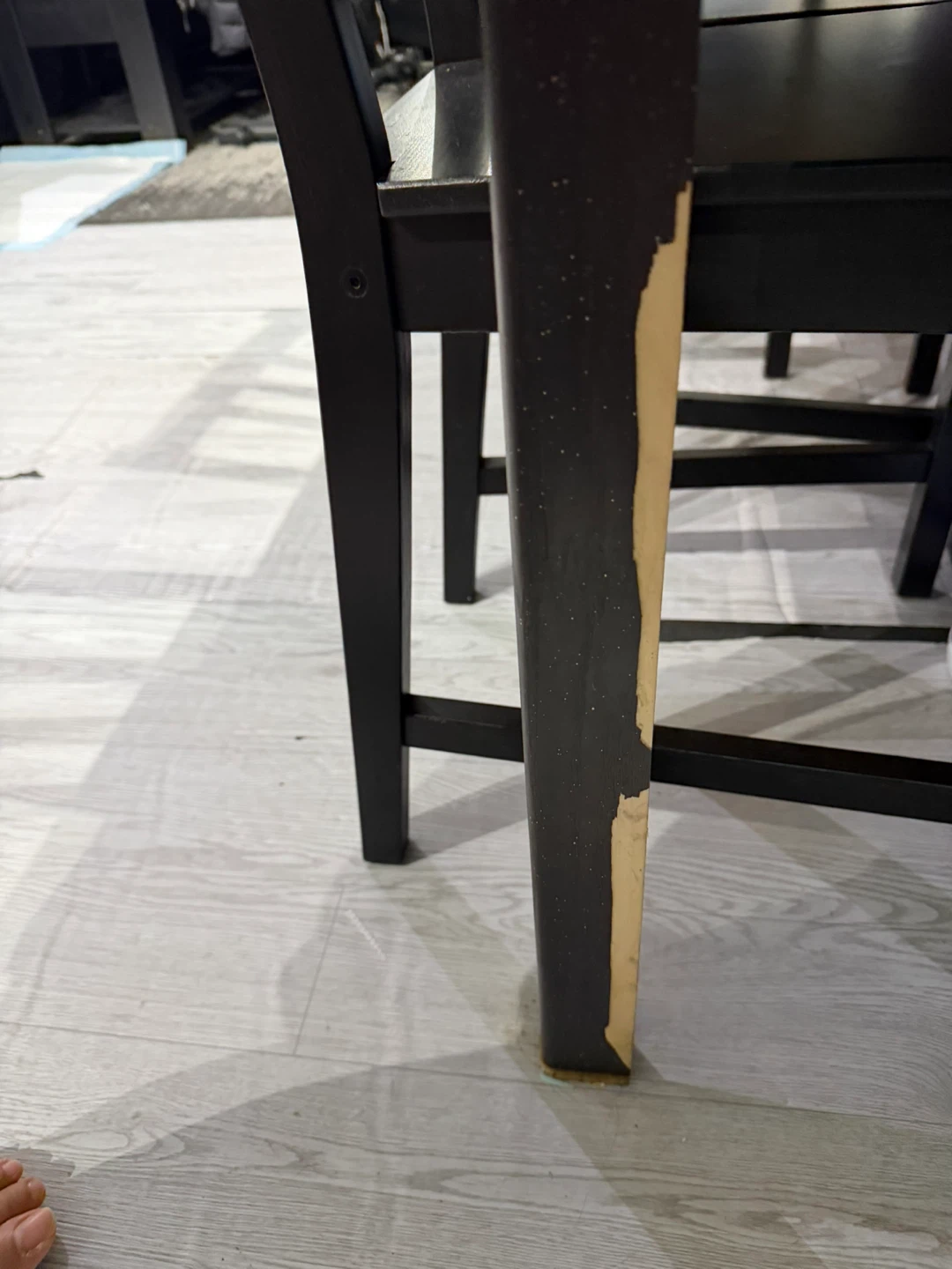 Dining Table and 4 Chairs Set - photo 2