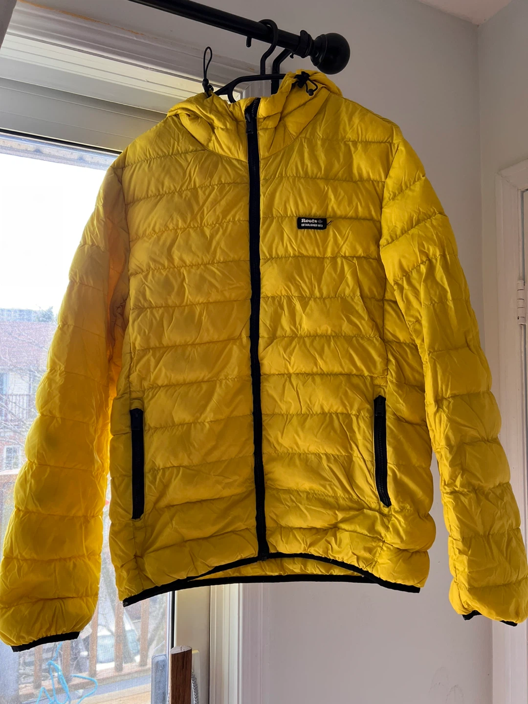 Roots Puffer Jacket - size S