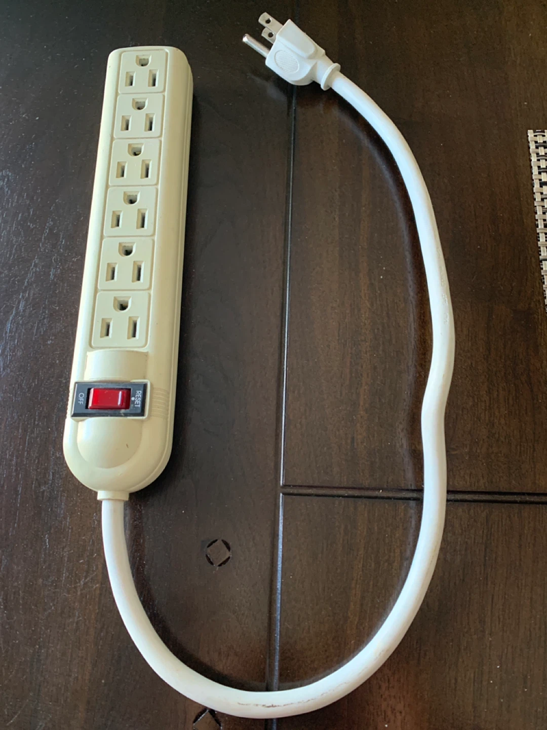 6-Outlet Power Strip with Reset Button