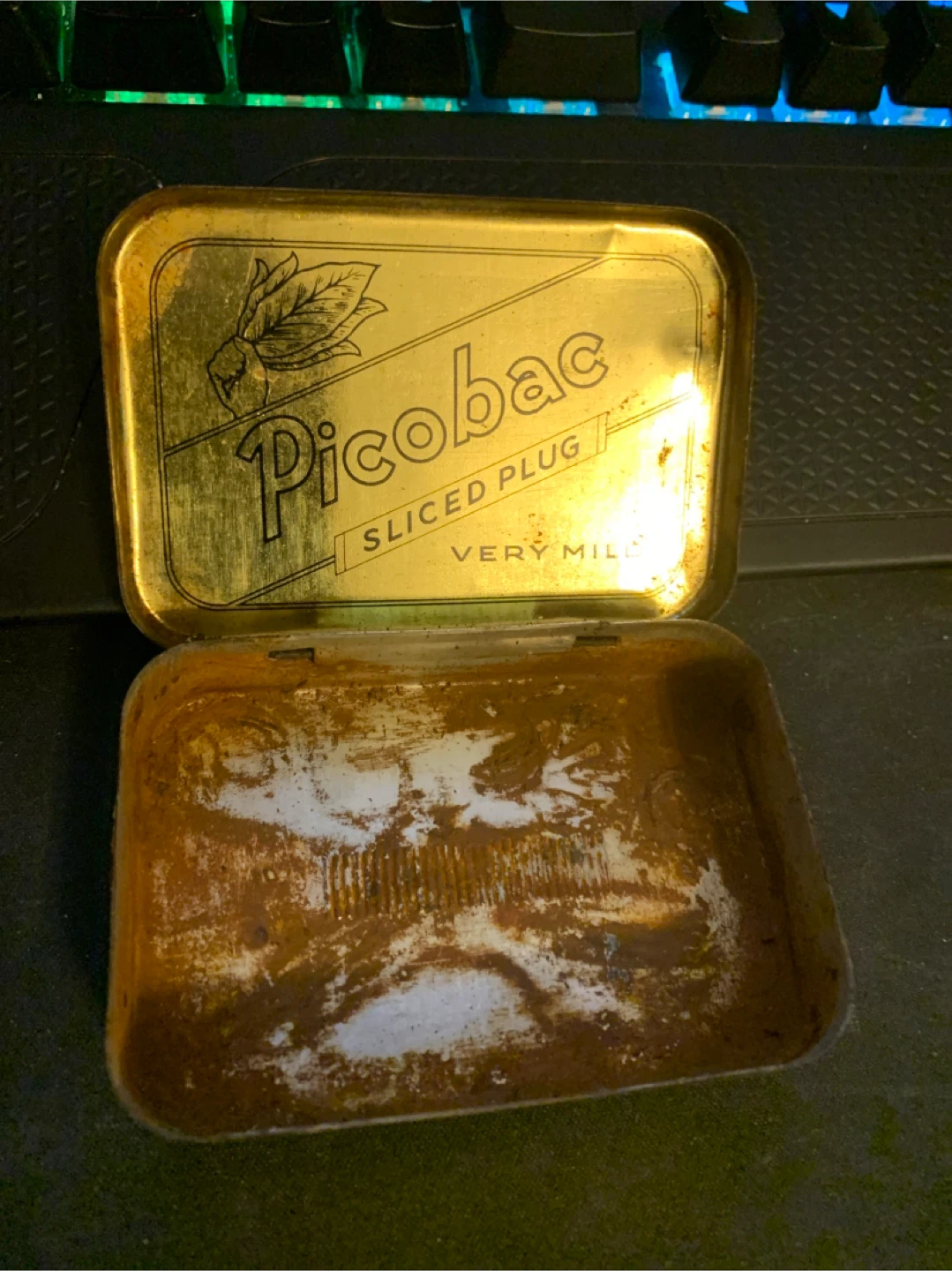 Picobac Sliced Plug Very Mild Tobacco Tin - photo 4