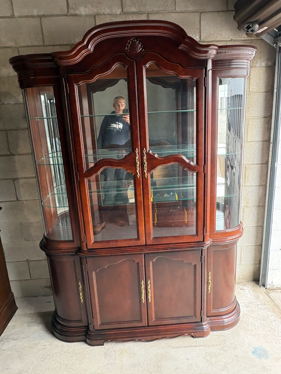 Free delivery used Vintage Wooden Curio Display Cabinet - photo 2
