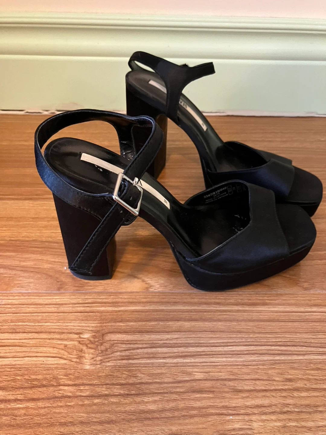 Zara Black Satin Block Heel Sandals Size 7.5-8 - photo 2