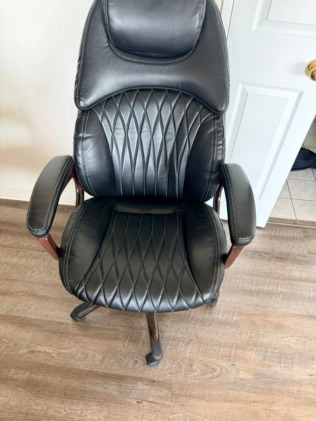 Black Faux Leather Office Chair with Height Adjustment - photo 3