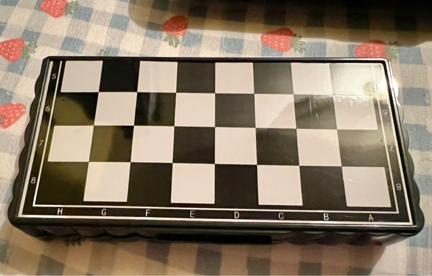 Magnetic Travel Chess Set - photo 2