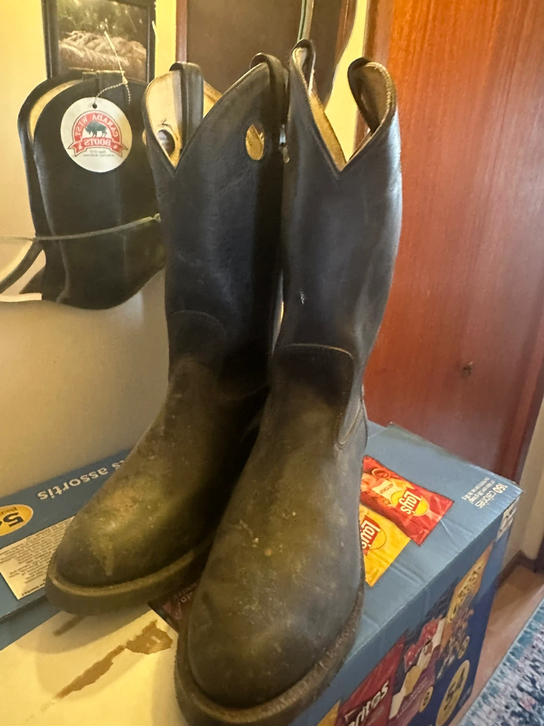 Canada West Boots Size 9
