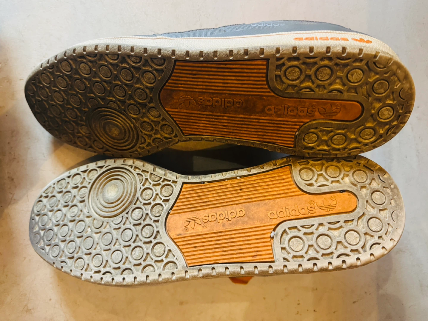 Adidas Men's Grey & Orange Sneakers - Size 10.5 - photo 2
