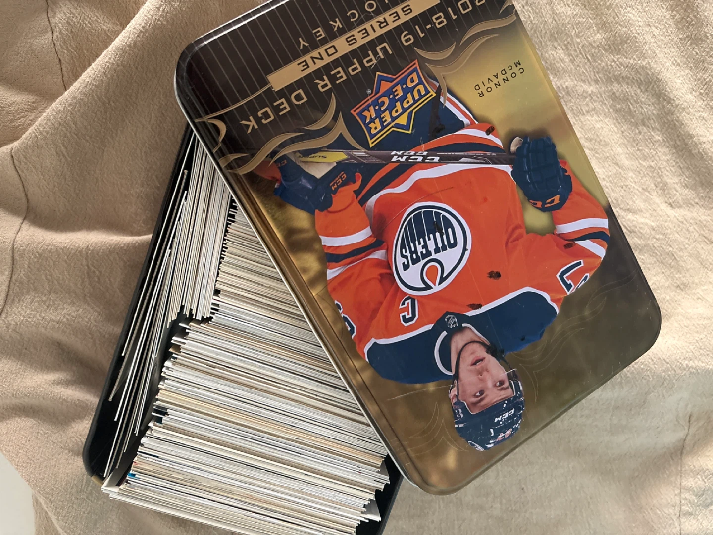 FLASH SALE Upper Deck Series Hockey Cards Bulk With Tin