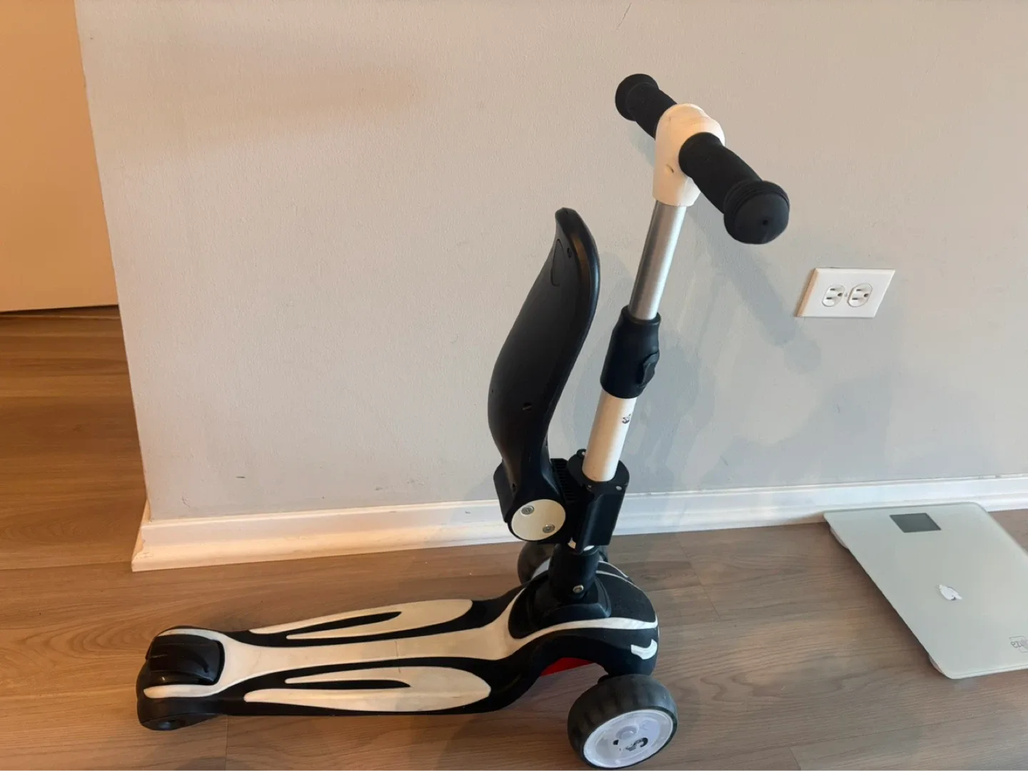 SEJOY 3-Wheel Scooter for Kids