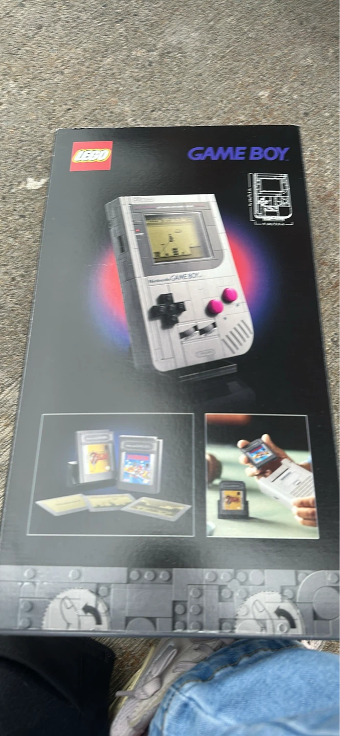 LEGO Nintendo Game Boy Building Set - photo 2