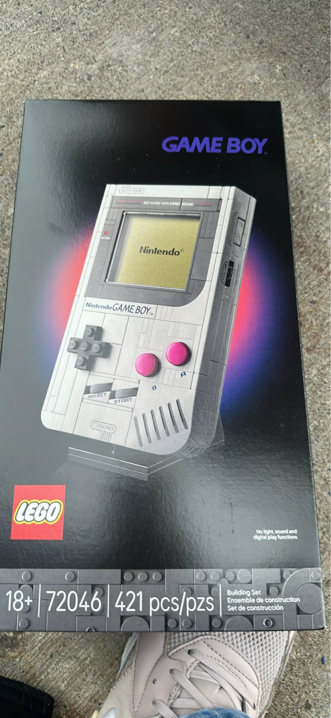 LEGO Nintendo Game Boy Building Set