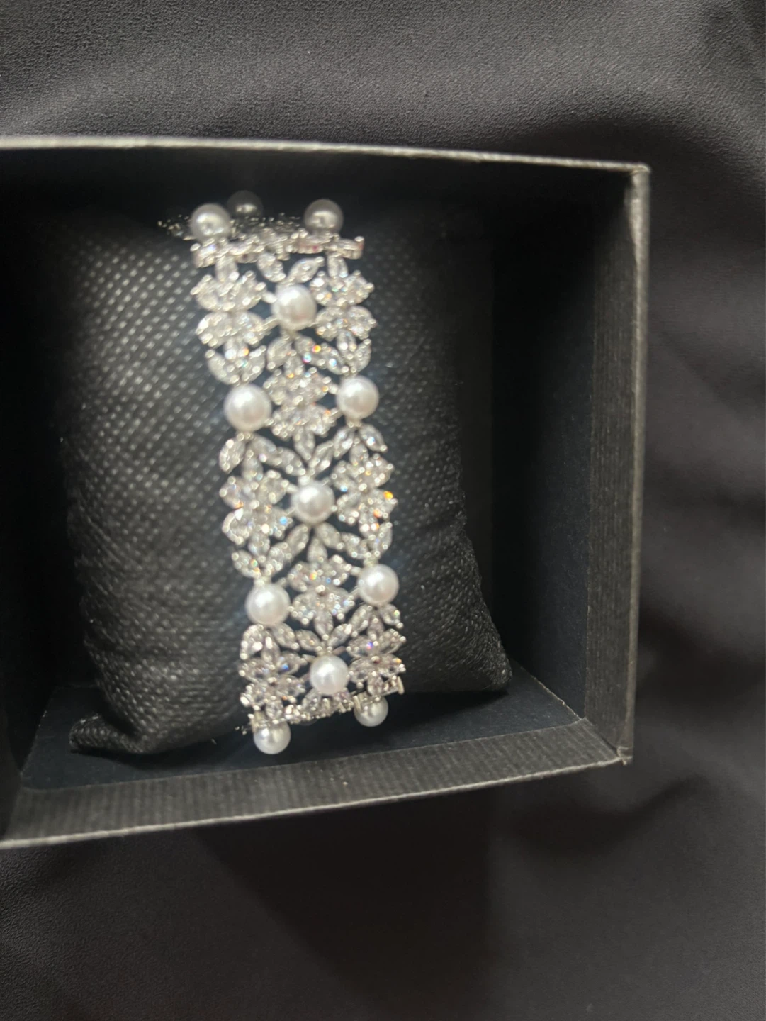 New Sparkly Pearl and Crystal Bracelet - photo 4