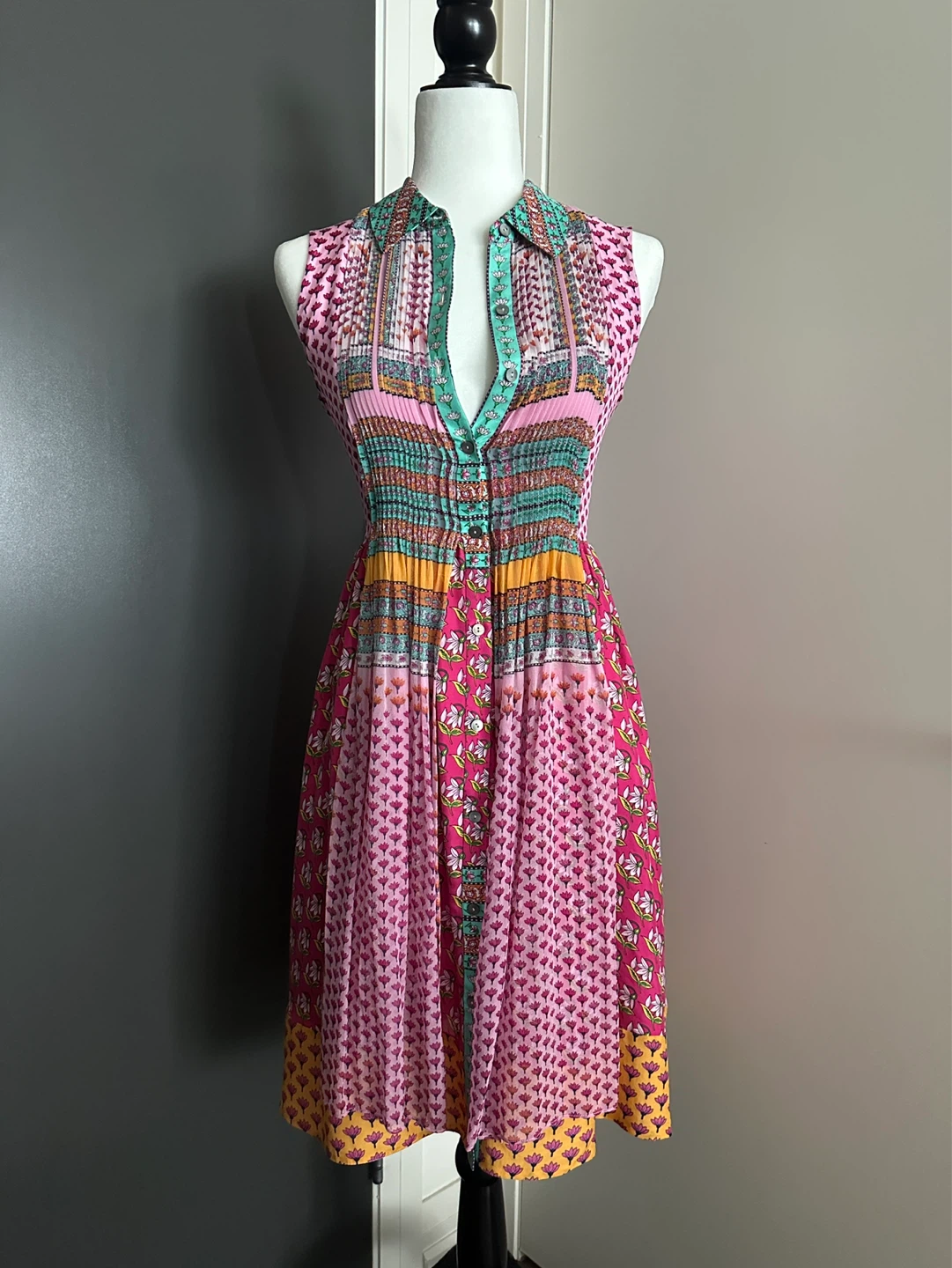 VINTAGE rare Diane von Furstenberg Sleeveless dress