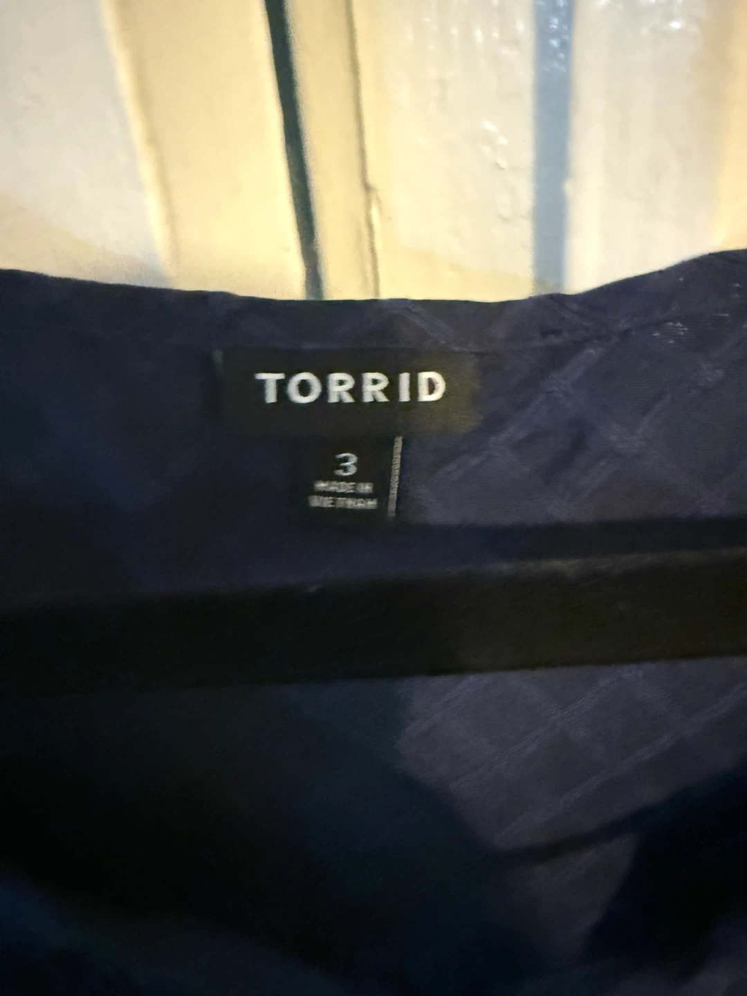Torrid Navy Blue Textured Peasant Blouse Size 3 - photo 2