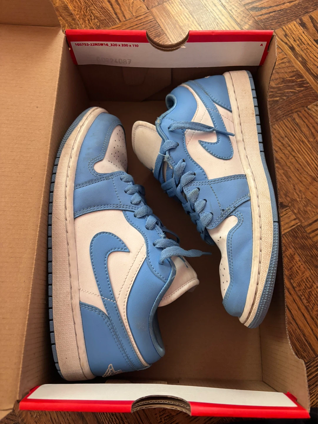 Women’s Air Jordan 1 Lows in Size 8