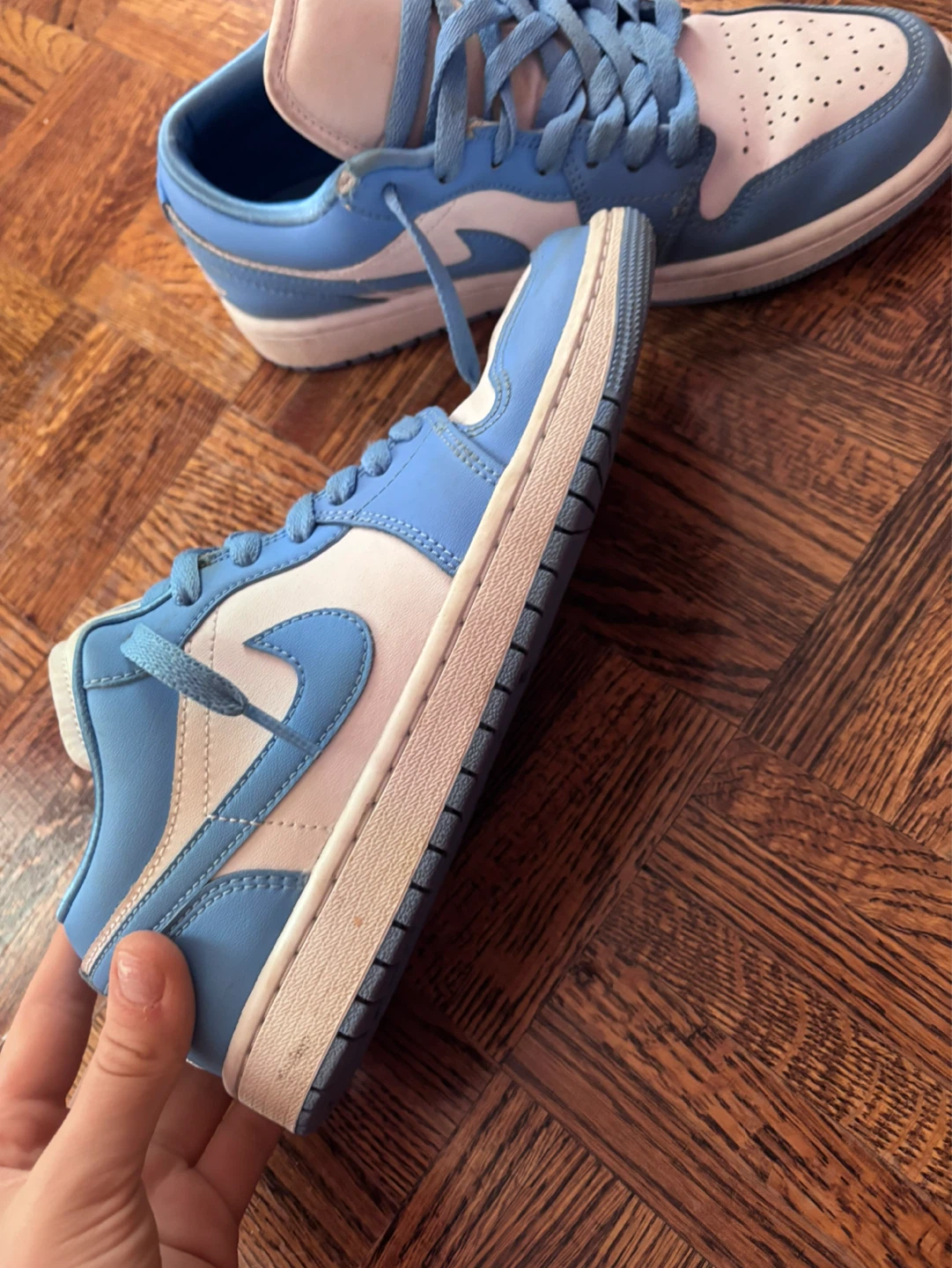 Women’s Air Jordan 1 Lows in Size 8 - photo 3