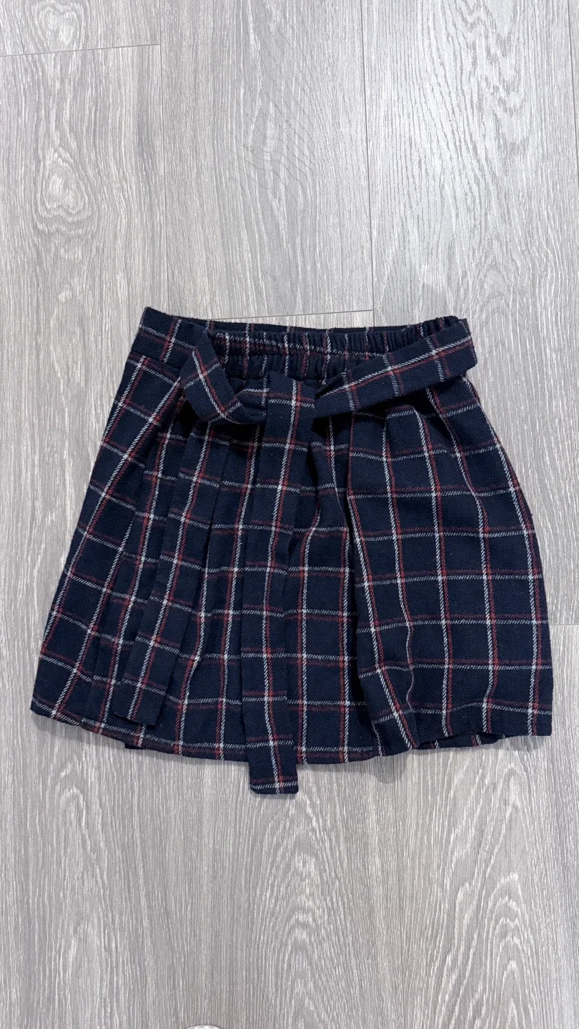 Fall/ Winter clothing bundle — $5 for all! - photo 5