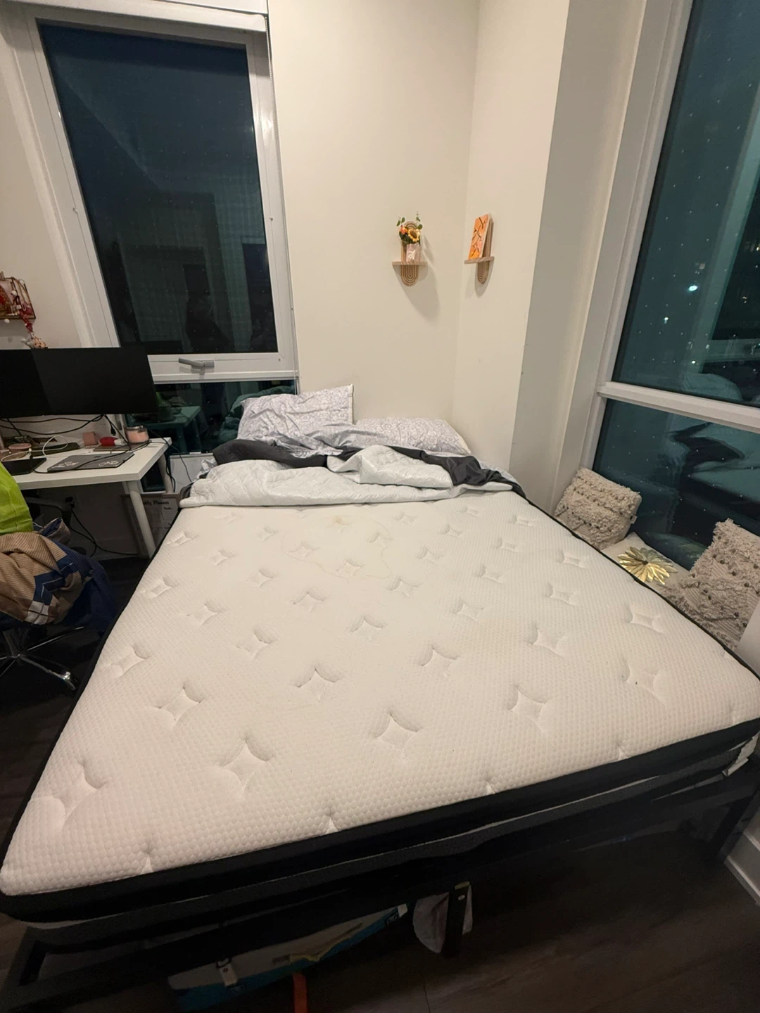 Queen Size Mattress - photo 4