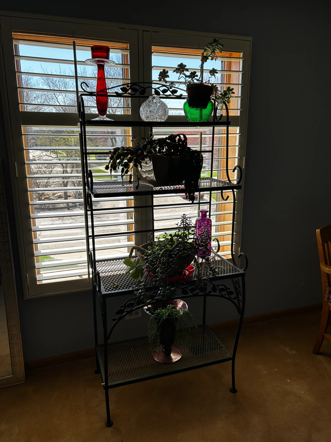 Black Metal Baker's Rack / Plant Stand - photo 3