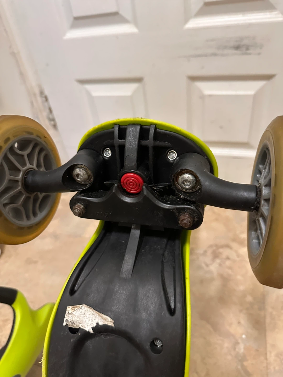Globber 3-Wheel Scooter - photo 4