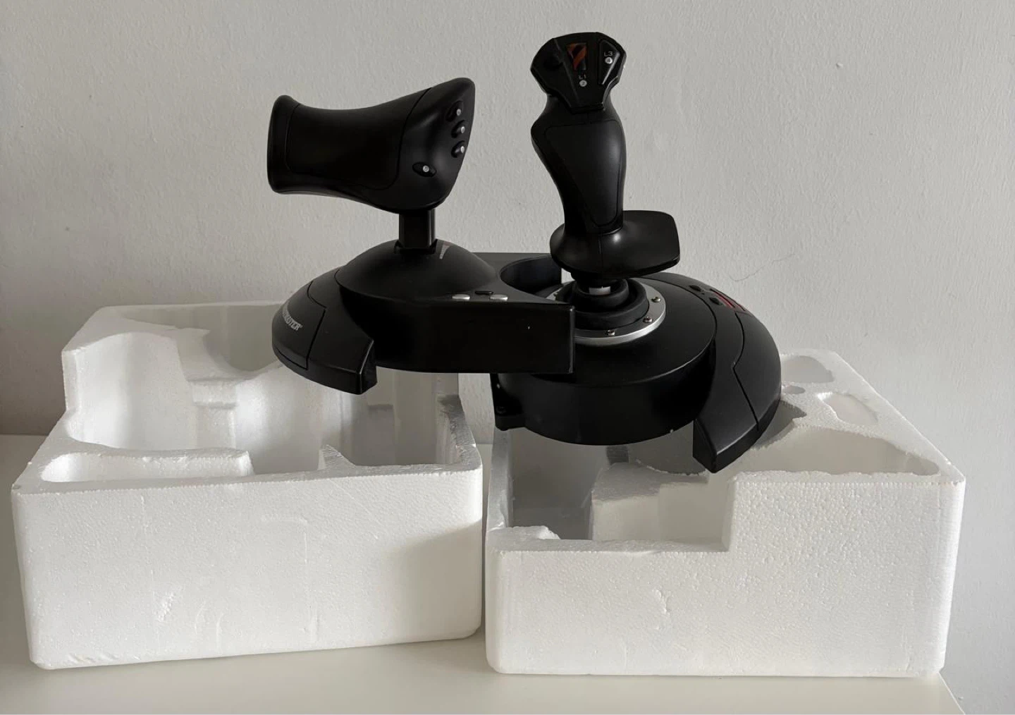 Thrustmaster T-Flight Hotas X - Flight Throttle and Joystick - photo 5