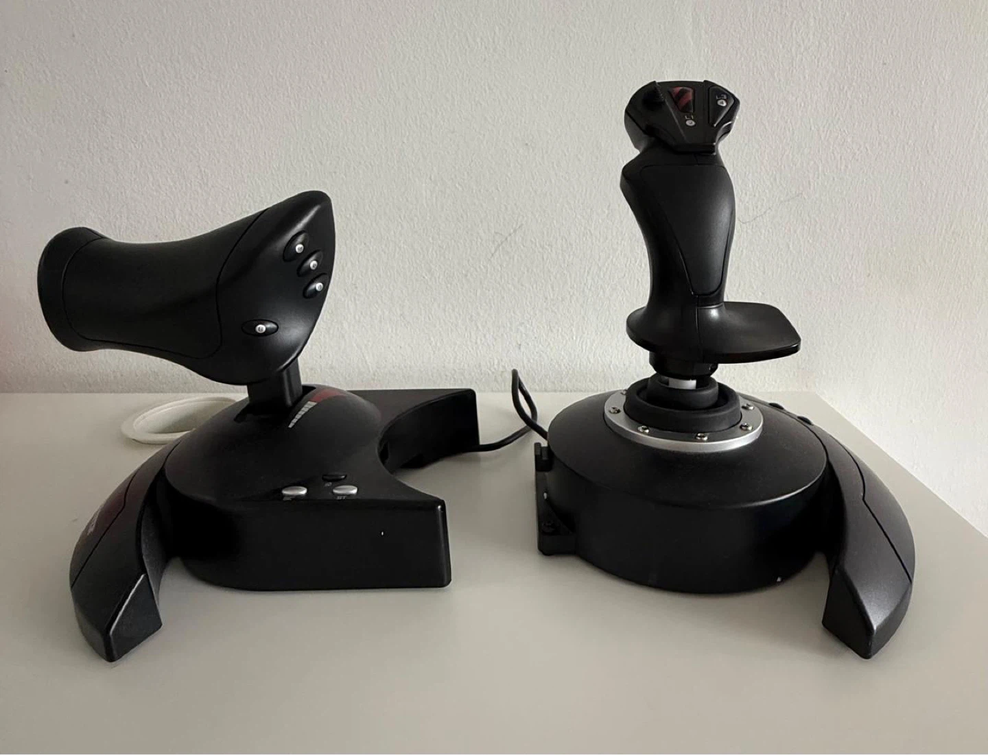 Thrustmaster T-Flight Hotas X - Flight Throttle and Joystick - photo 3