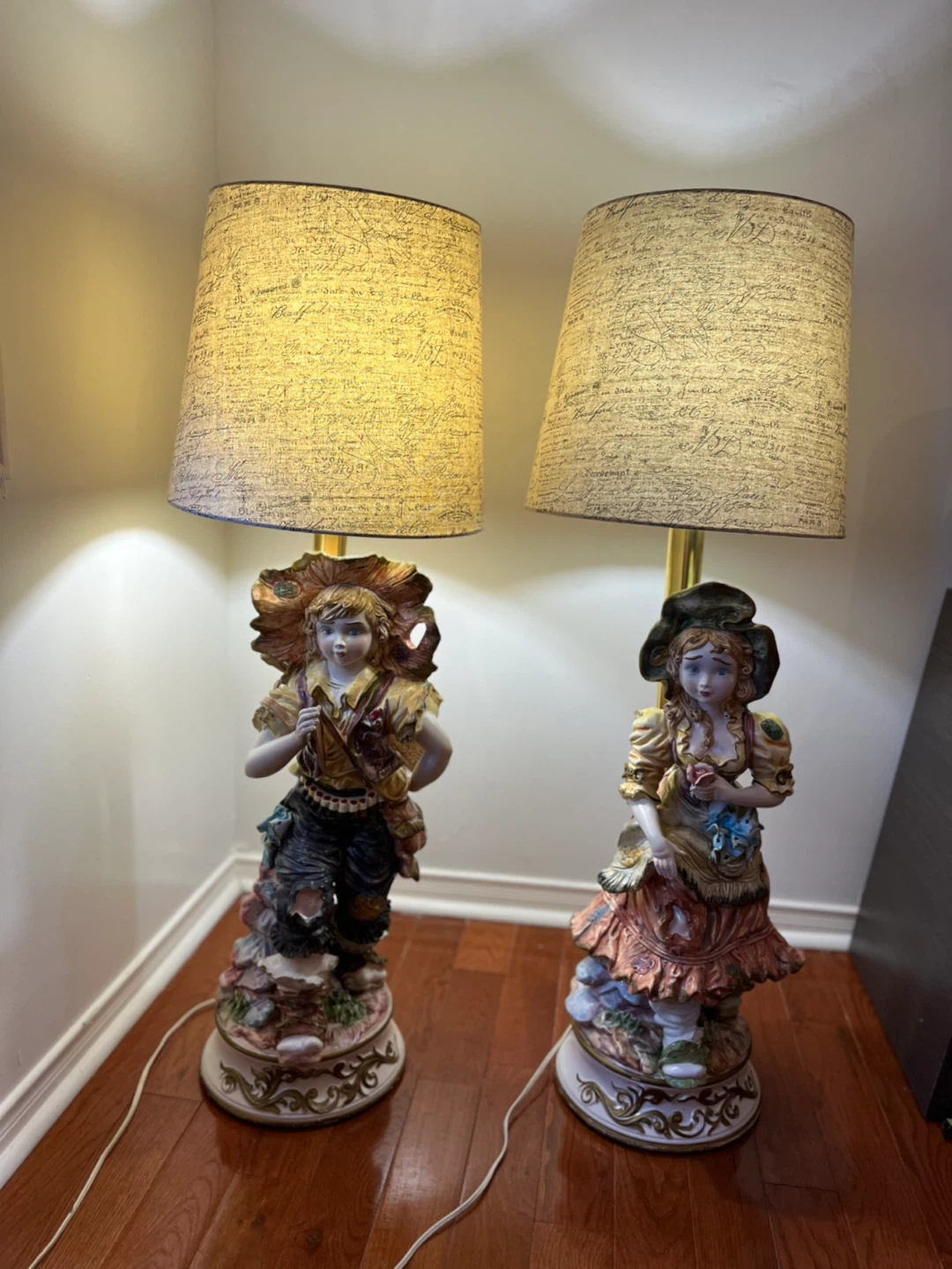 Vintage pair of Capodimonte porcelain figural lamp ,Italy - photo 2