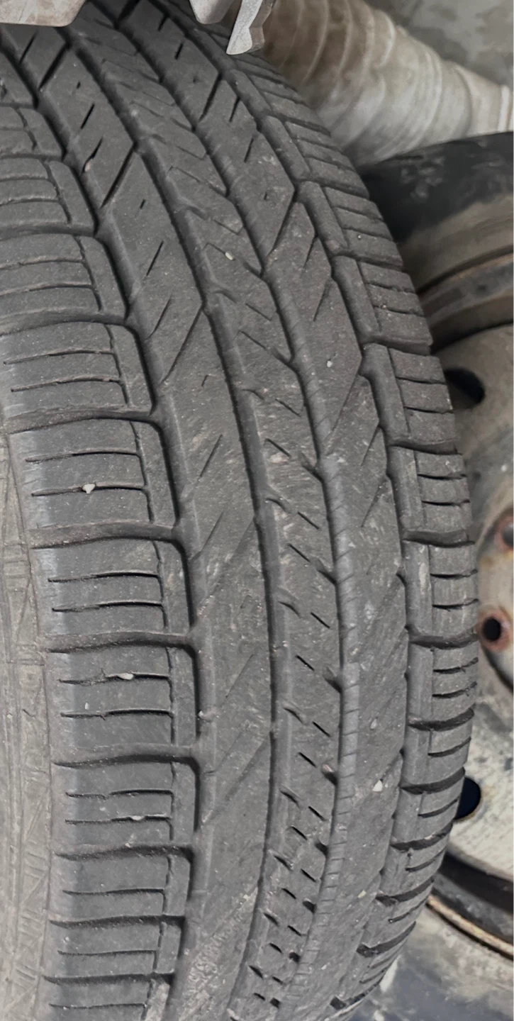 Tire and Rim 215/60R16 - photo 3