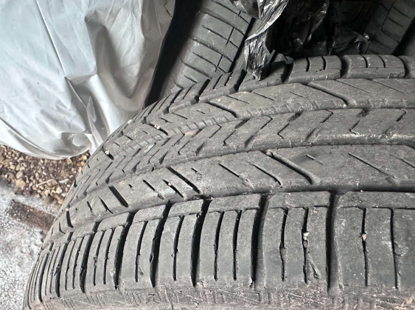 Tire and Rim 215/60R16 - photo 4