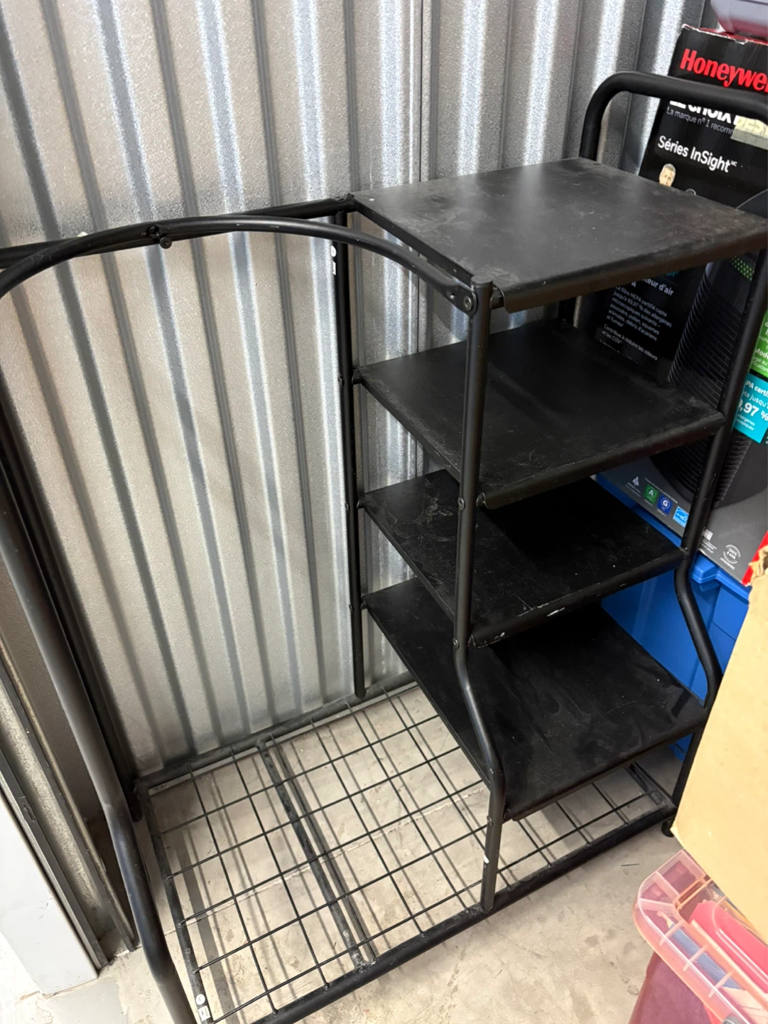 Black Metal golf club Shelving Unit