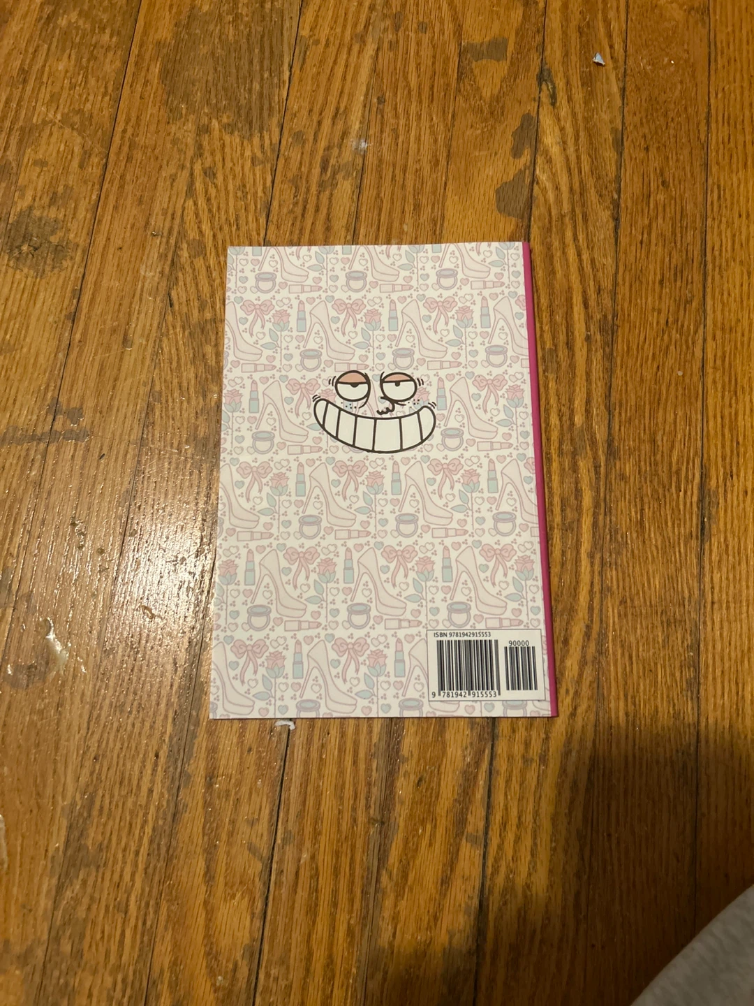 Joke Book - try not to laugh - photo 2