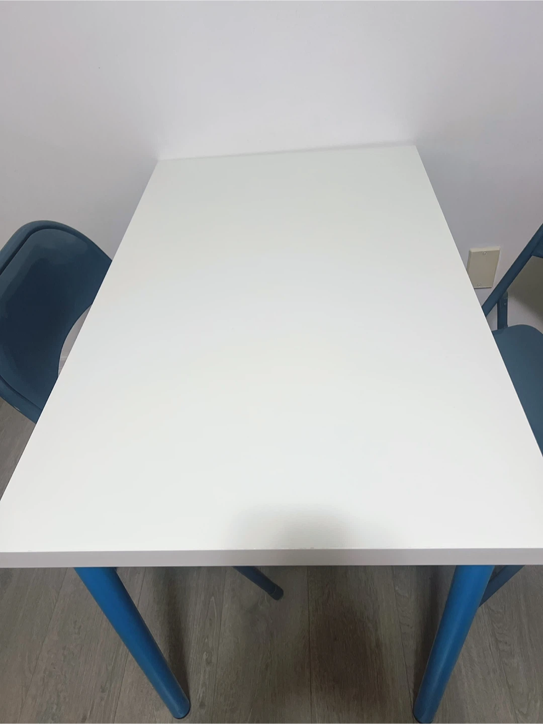 IKEA Table with 2 Folding Chairs,delivery for a fee - photo 2