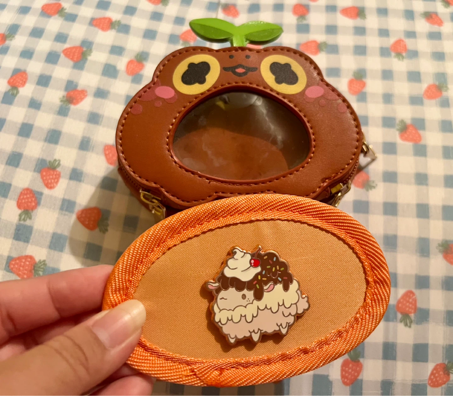 Peachi Kei Cartoon Frog Coin Purse comes with pin - photo 3