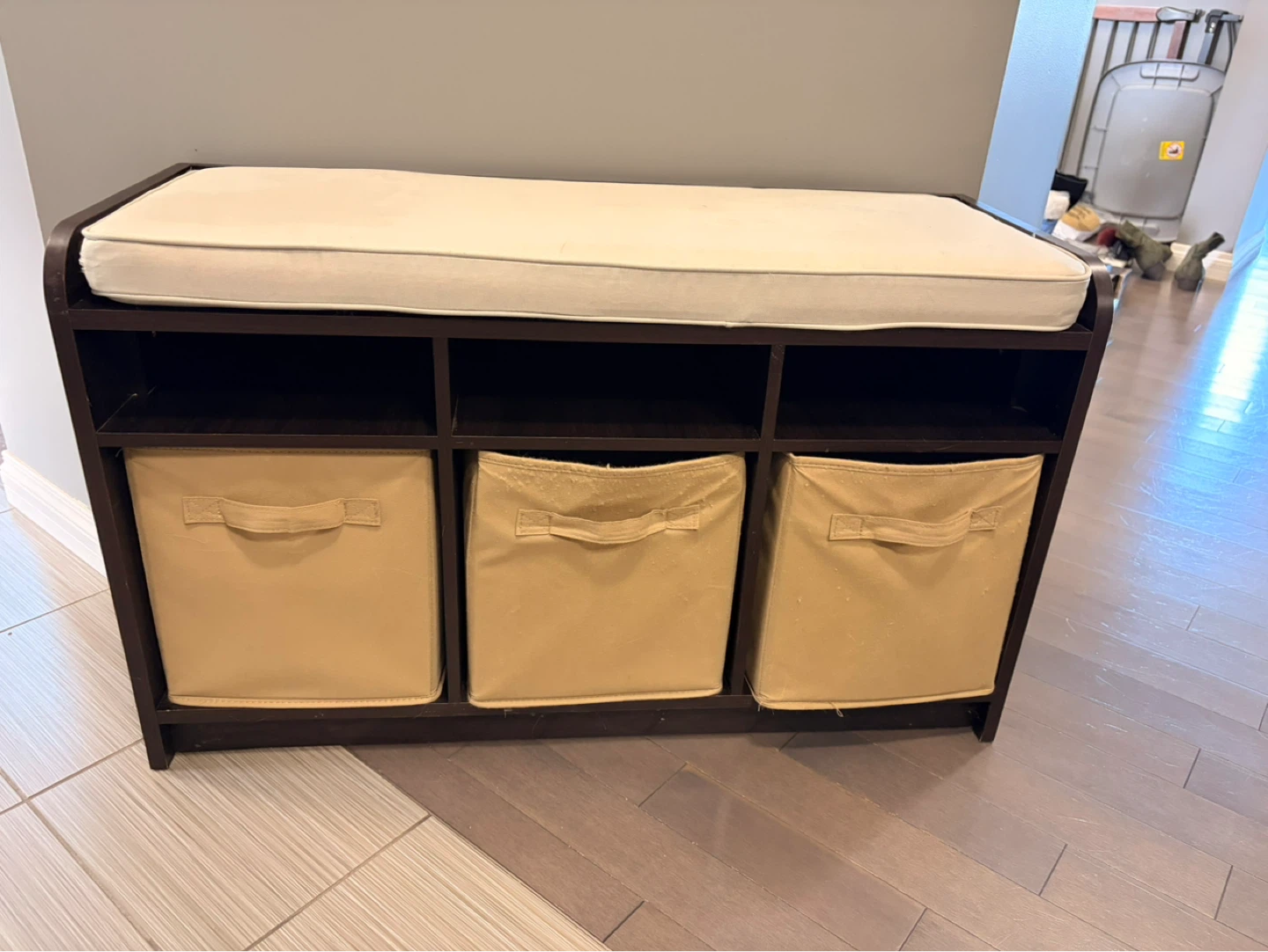 Storage Bench with 3 Cubbies and Baskets