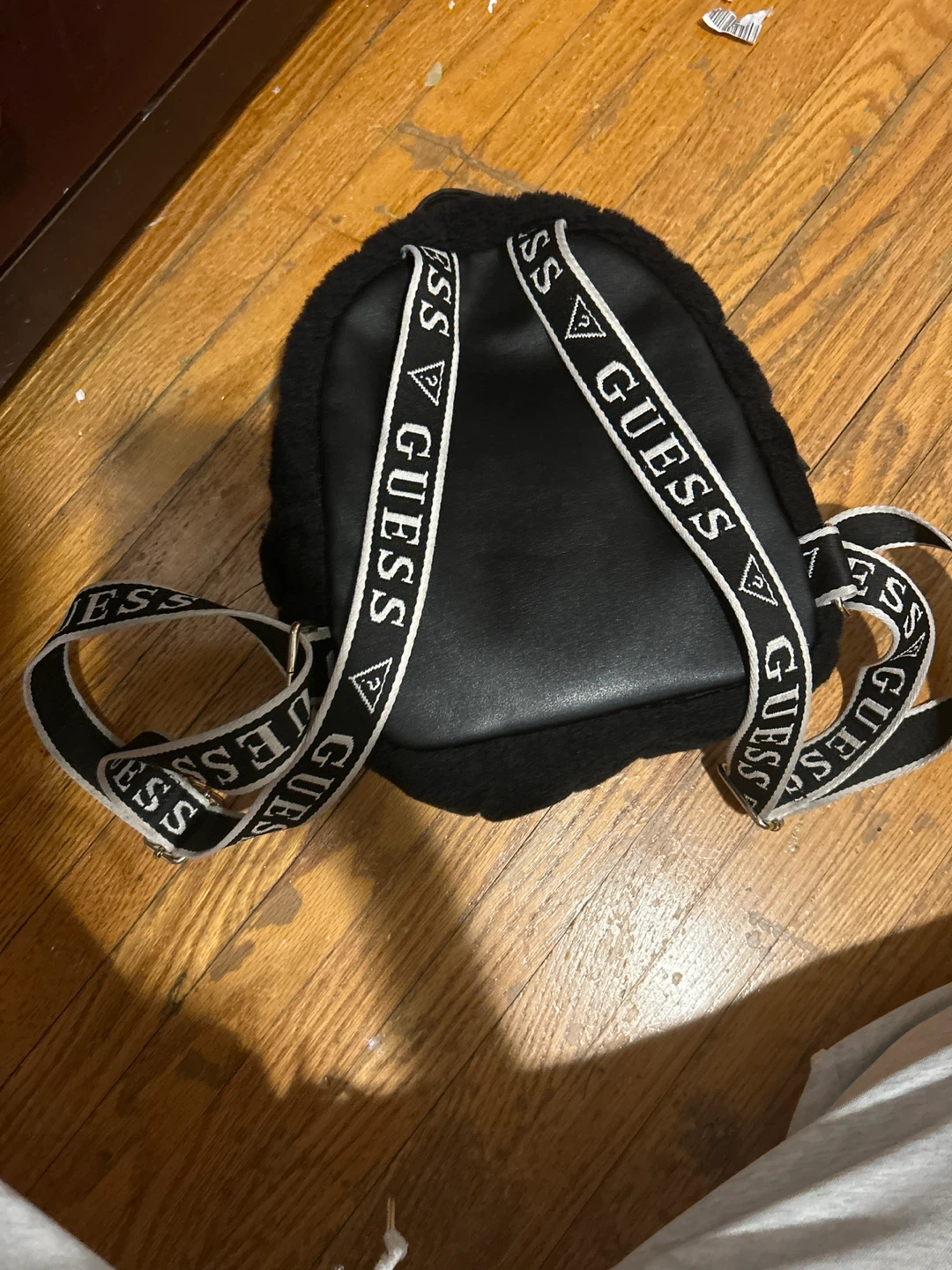 Guess mini black backpack - photo 4