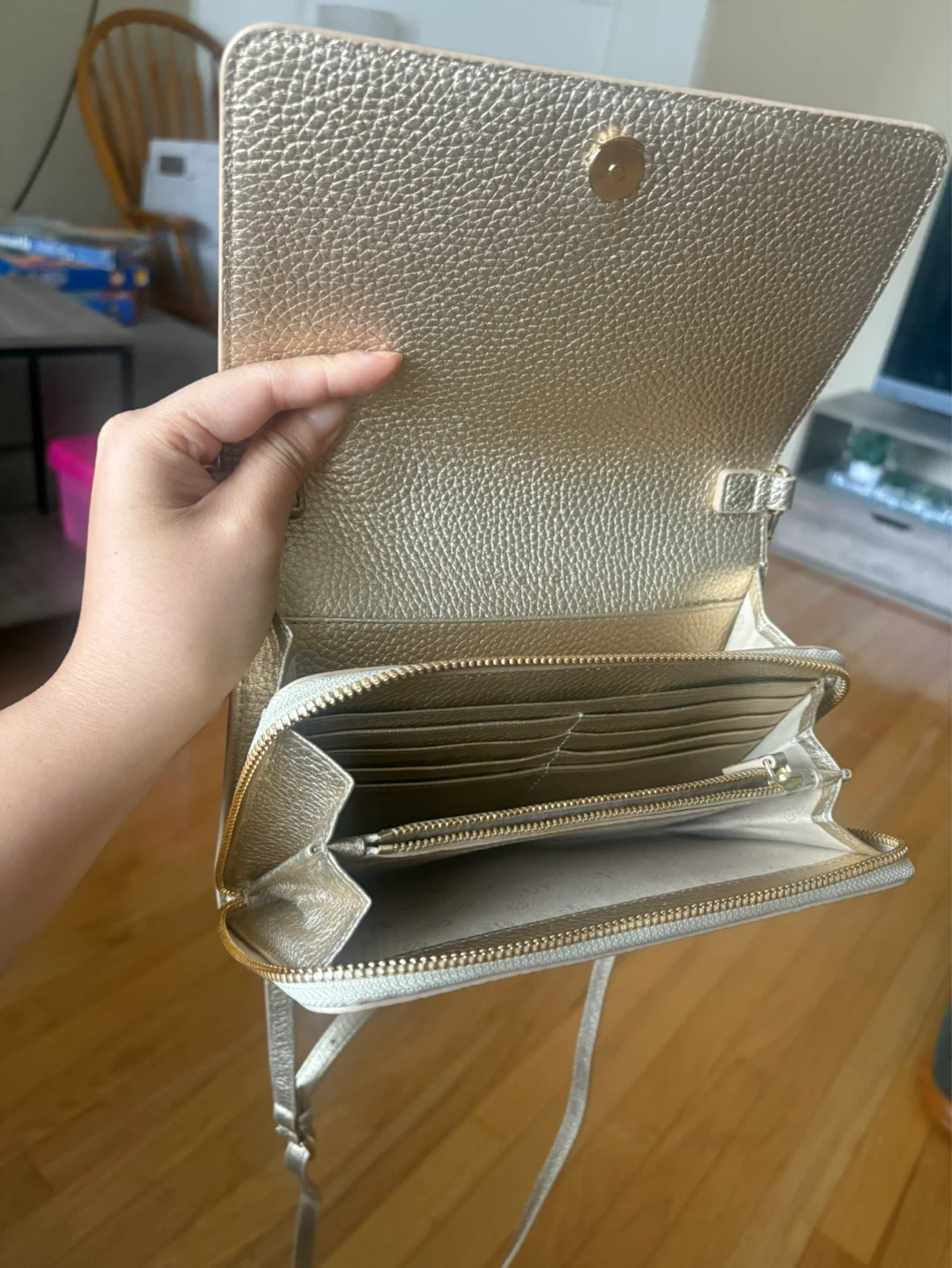 Tory Burch Gold Pebble Leather Wallet Crossbody Bag - photo 4