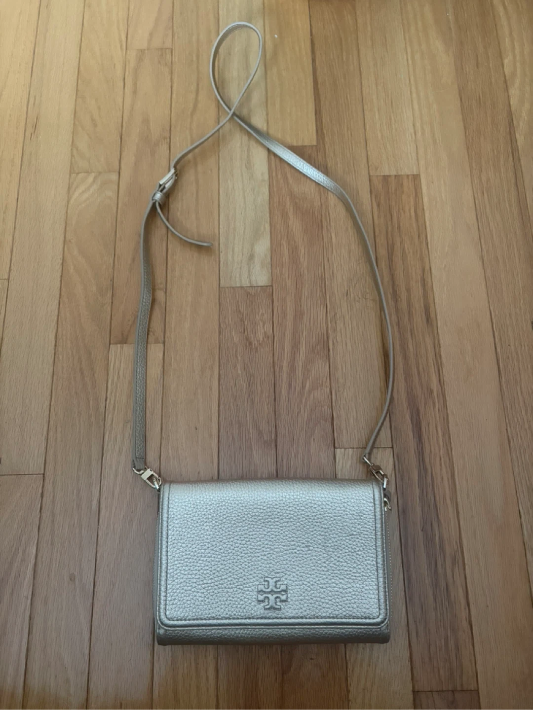 Tory Burch Gold Pebble Leather Wallet Crossbody Bag